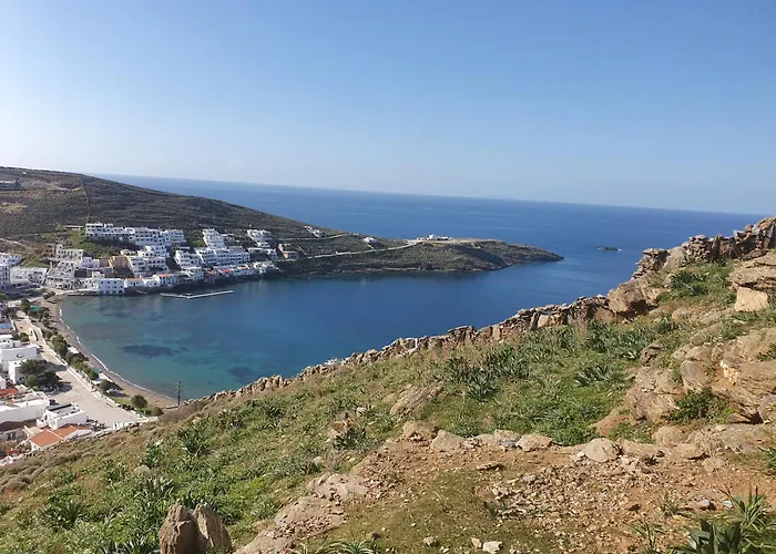 Sapphire Kythnos 아파트호텔 Mérichas