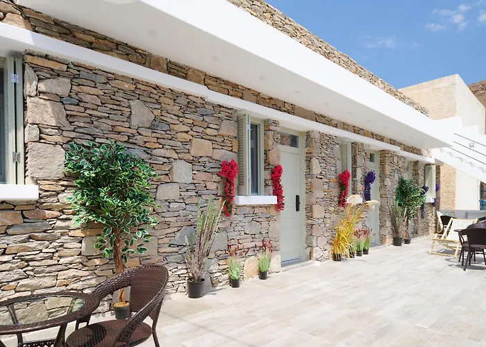 Sapphire Kythnos Mérichas