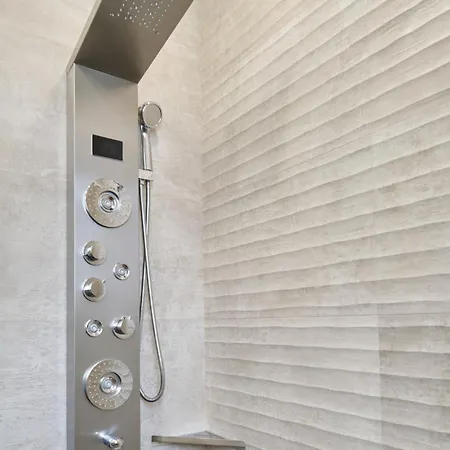 Sapphire Kythnos 아파트호텔 4*