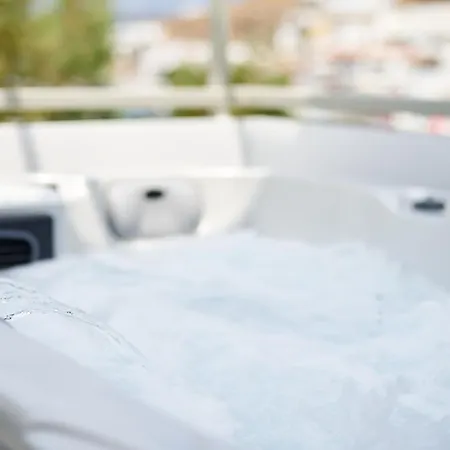 Sapphire Kythnos 아파트호텔 Mérichas